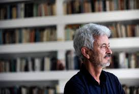 Reflexiones de Carlos Gamerro sobre Votar a La Libertad Avanza.