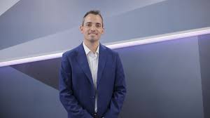 Gastón Riesco: Ascenso de un Outsider a la Política Nacional en Neuquén..