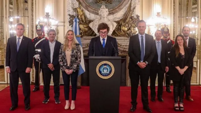 YPF: El revés judicial que reduce la deuda por malos acuerdos de Kicillof.