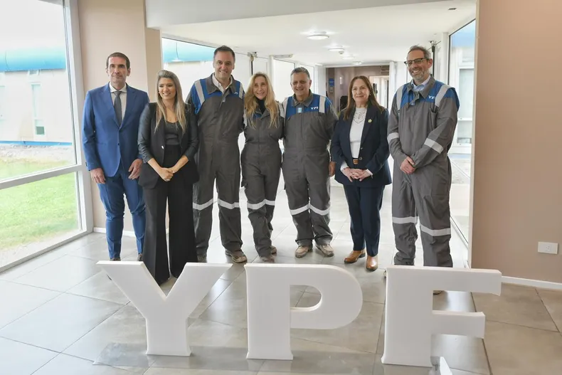 Nadia Márquez se fortalece como lideresa tras la visita a Vaca Muerta.