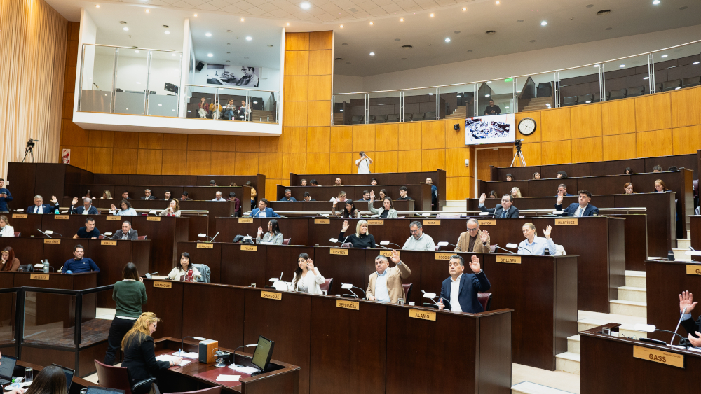 Legislatura respalda acuerdo para desarrollo de GNL en Neuquén