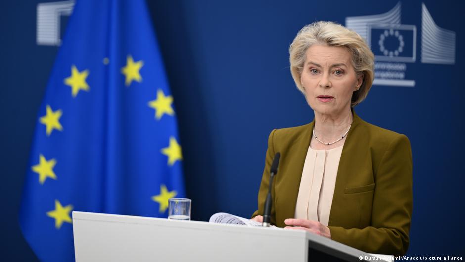 Unión Europea aprueba nuevas sanciones a Rusia y amplía límite al petróleo