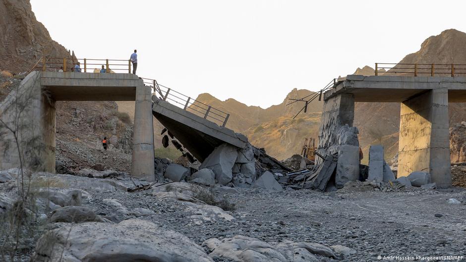 Estados Unidos continúa bombardeos en Irán por noveno día