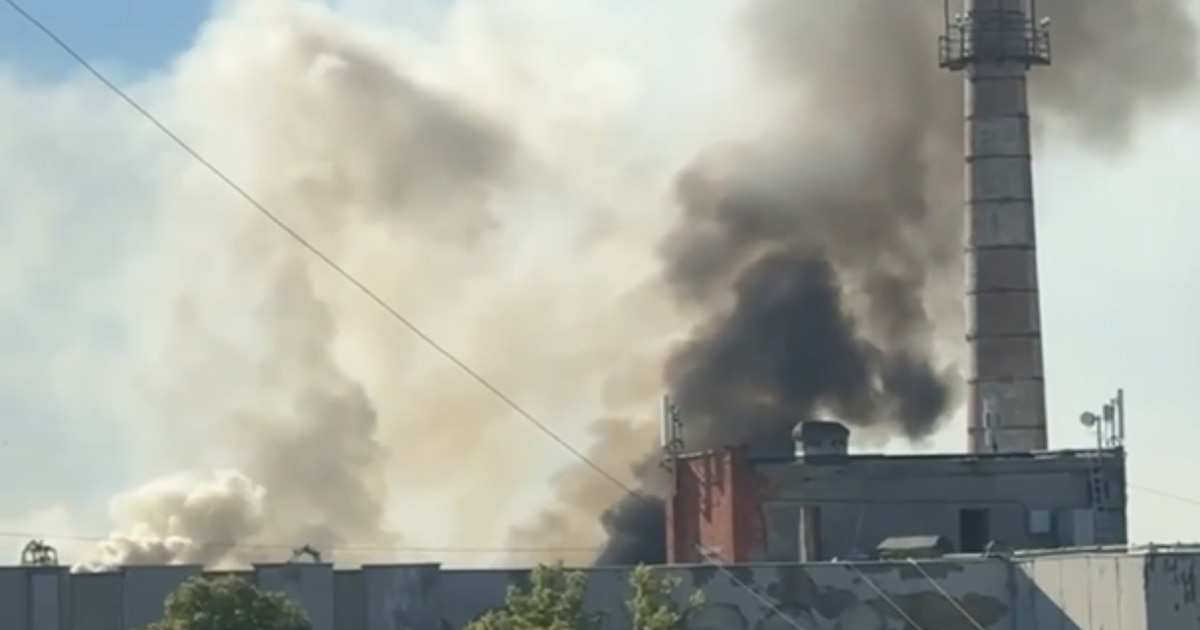 Ucrania bombardea refinería rusa de Ufa a 1.300 km
