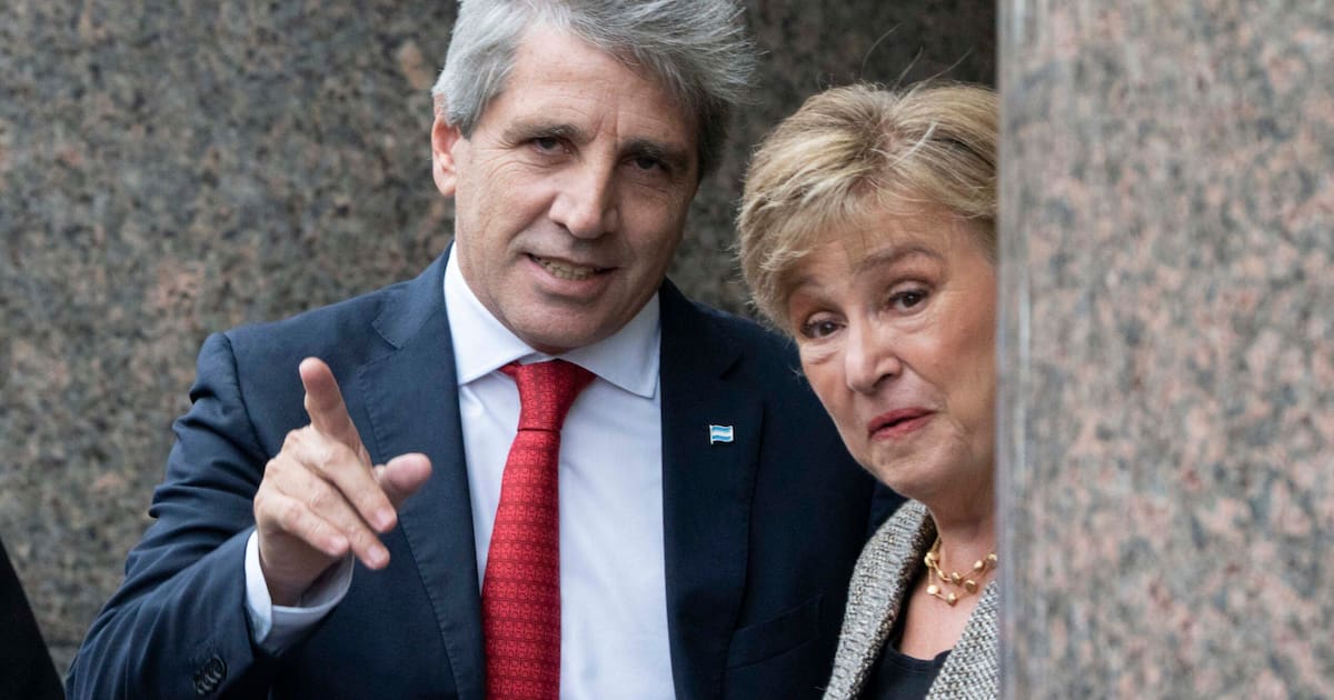 Reforma tributaria: gobierno y FMI avanzan en eliminación del impuesto al cheque