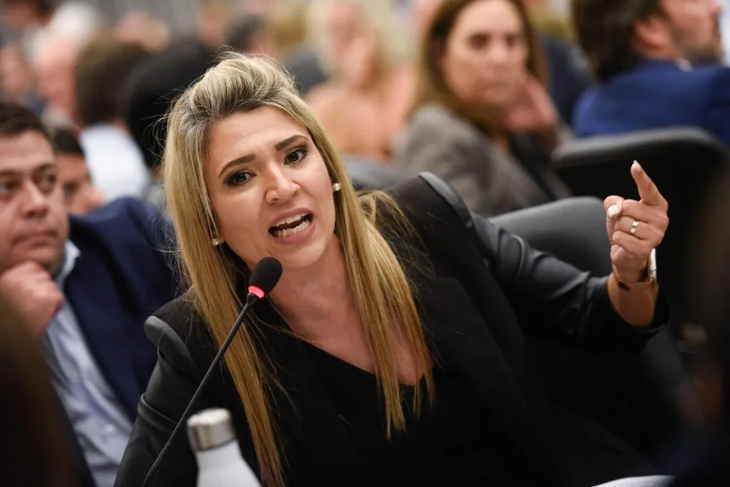 Nadia Márquez respalda las reformas de Milei y celebra un nuevo RIGI en Vaca Muerta.