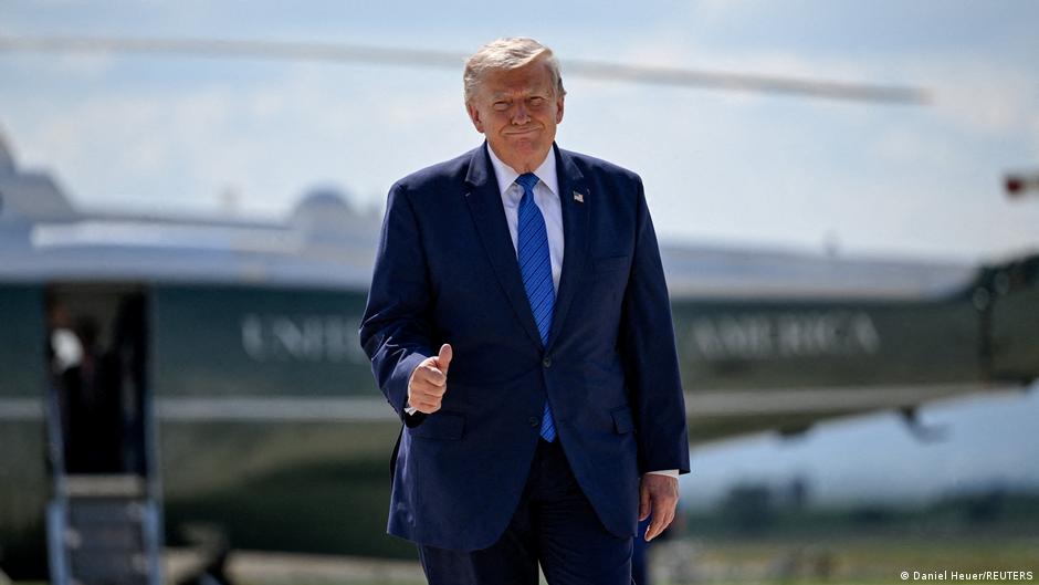 Trump amenaza a Irán si retrocede en negociaciones