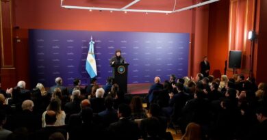 Gobierno responde sobre morosidad: debate llega al Congreso