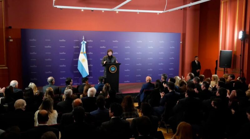 Gobierno responde sobre morosidad: debate llega al Congreso