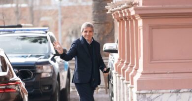 Caputo anuncia medidas económicas y créditos del FGS