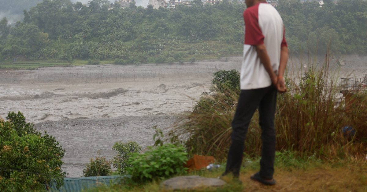 Nepal: inundaciones dejan 734 muertos y miles de desaparecidos