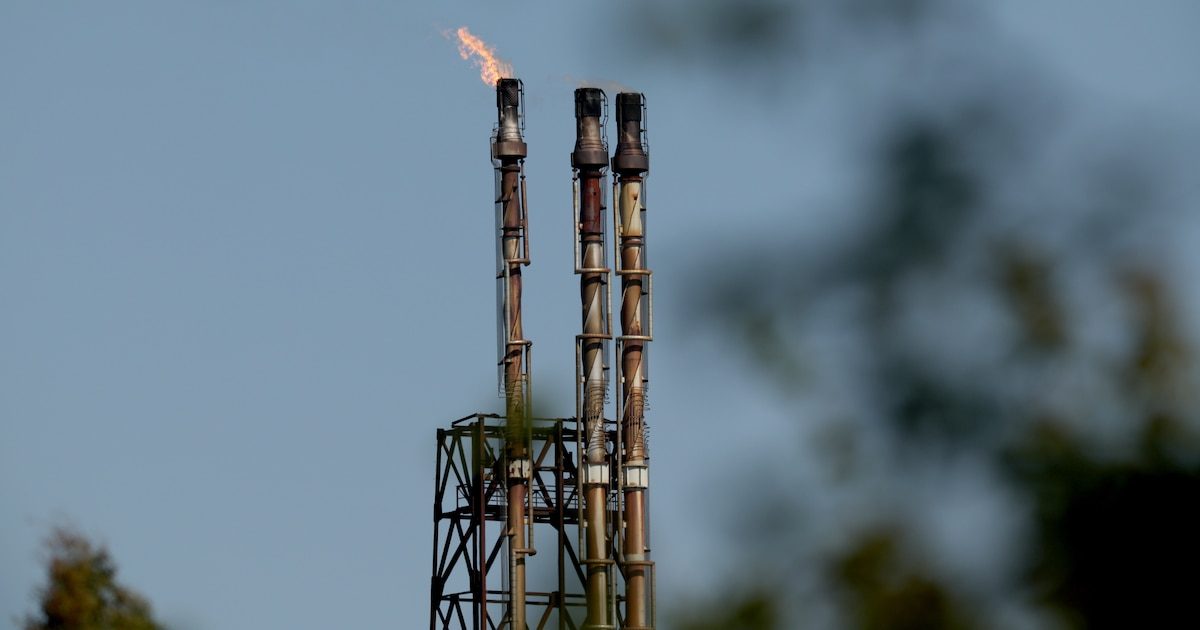 Precio del petróleo cae ante expectativa de acuerdo entre Estados Unidos e Irán