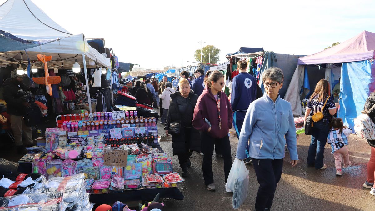 Feria Sin Fronteras regresa a Neuquén con 80 puestos y precios accesibles