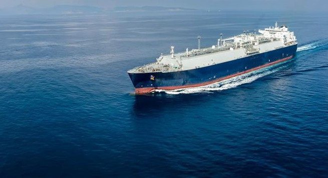 YPF avanza con megaproyecto de exportación desde Vaca Muerta