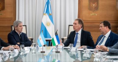 Nación y Río Negro acuerdan gestión de rutas 22 y 151 en Vaca Muerta