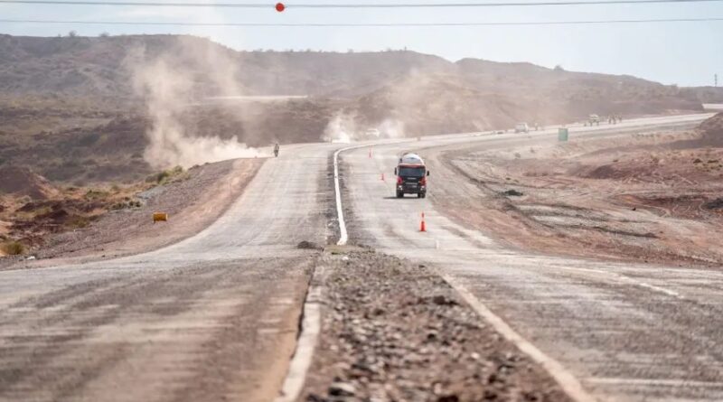 Neuquén acuerda financiamiento de rutas con petroleras de Vaca Muerta