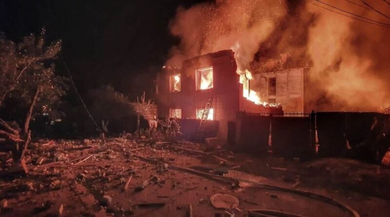 Rusia lanza ataque contra Ucrania y frontera con Moldavia