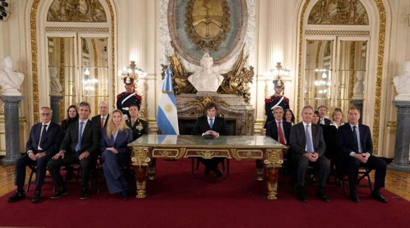 Milei anuncia base naval en Tierra del Fuego y paquete de medidas por Malvinas