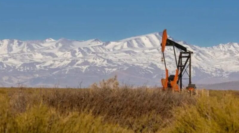 Vaca Muerta Mendoza acelera operaciones de petróleo no convencional