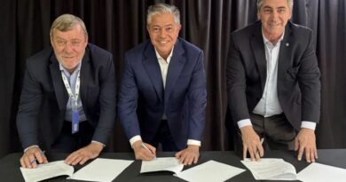 Neuquén se hace cargo de tres rutas nacionales con acuerdo firmado