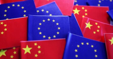 Unión Europea y China negocian para evitar guerra comercial