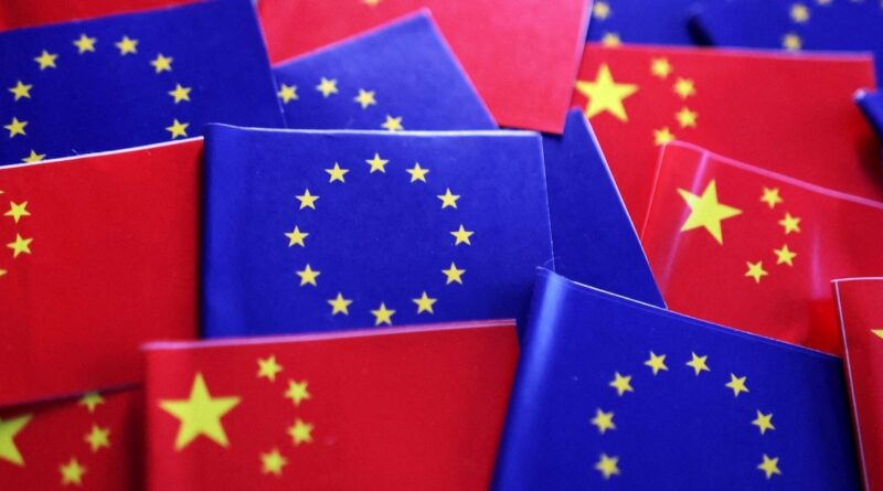 Unión Europea y China negocian para evitar guerra comercial