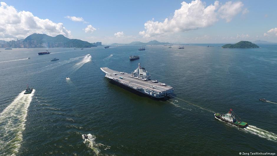 China despliega portaviones en Pacífico occidental