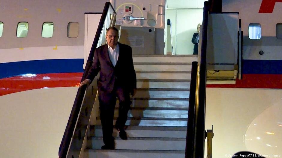 Canciller ruso llega a Estados Unidos para reunión del G20