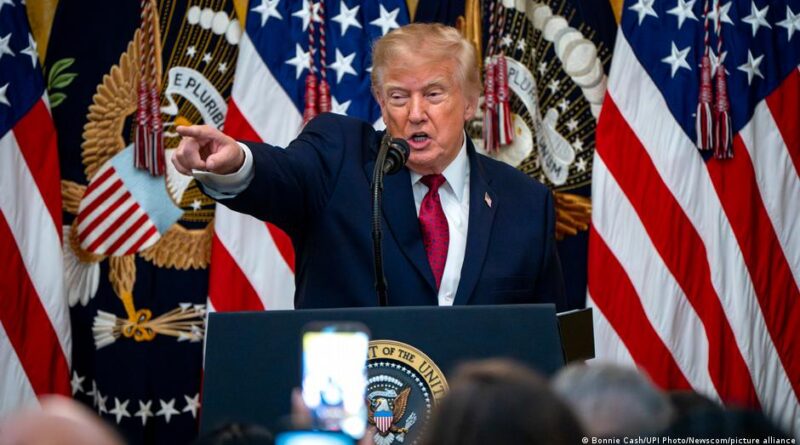 Anuncio de Trump sobre Irán provoca caída del precio del petróleo