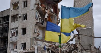 Ucrania acusa a Estados Unidos de ayudar militarmente a Rusia