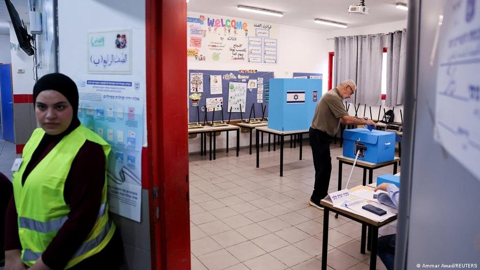 Israel abre urnas en elecciones clave para Benjamin Netanyahu
