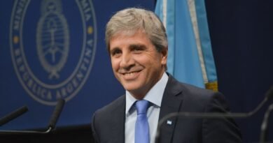 Gobierno registra nuevo superávit y se acerca a meta del FMI