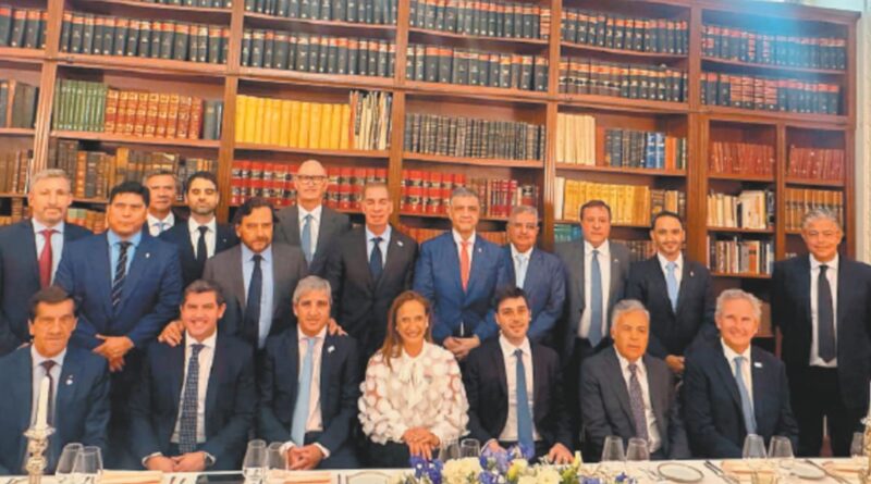 Milei se reúne con gobernadores y Macron en Argentina Week