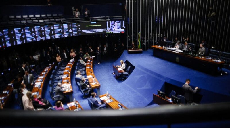 Brasil: Lula impulsa reforma para reducir jornada laboral en Senado