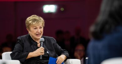 FMI revisa a la baja proyecciones de crecimiento para Argentina