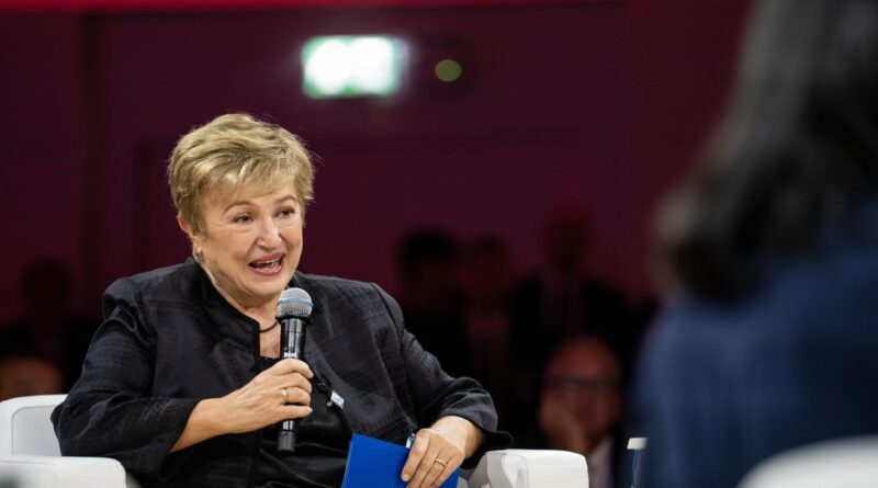 FMI revisa a la baja proyecciones de crecimiento para Argentina