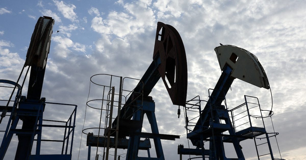 Petróleo cae tras anuncio de tregua energética de Trump