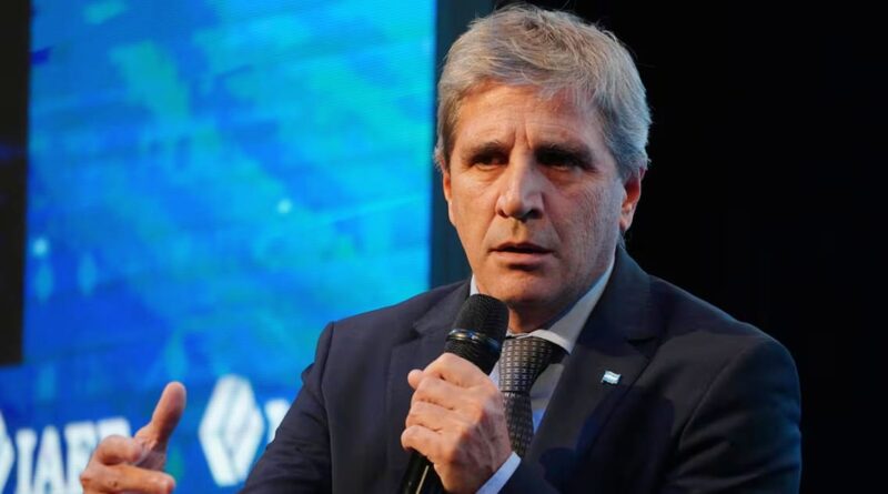 Reforma tributaria: Caputo presenta nuevo esquema impositivo en IDEA