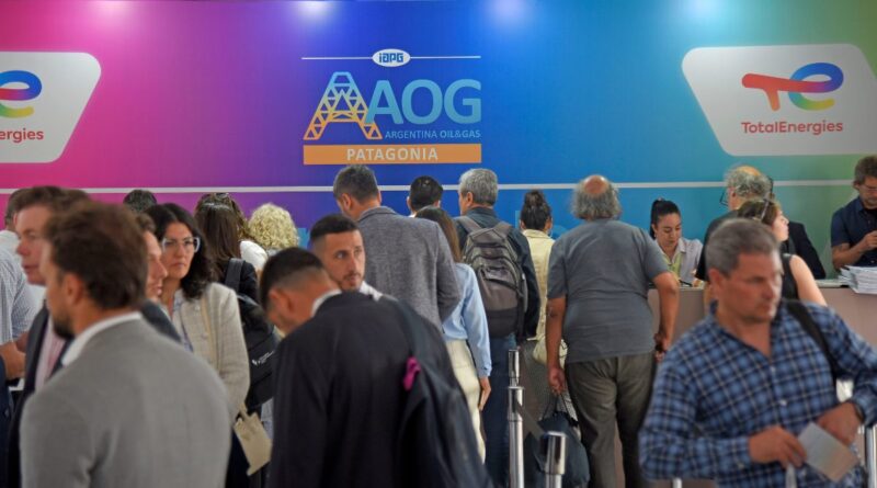 Neuquén llena su capacidad hotelera por la AOG