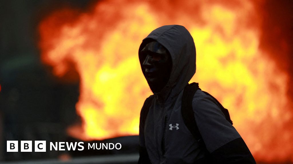 Francia: protestas dejan más de 1.200 detenidos y edificios en llamas