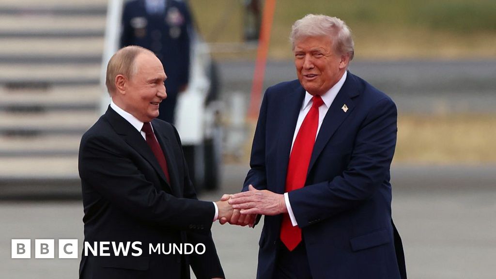 Trump enfrenta crisis global a semanas de elecciones