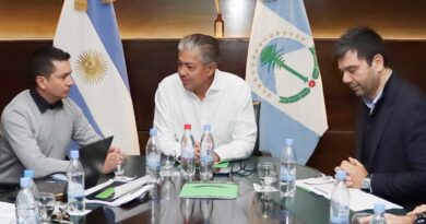 Rolando Figueroa destaca obras del EPEN en toda Neuquén
