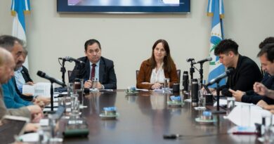 Vaca Muerta: petroleras financiarán 177 millones en rutas