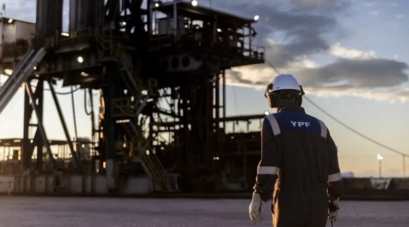 YPF eleva 32% producción de shale e invertirá US$44.000 millones