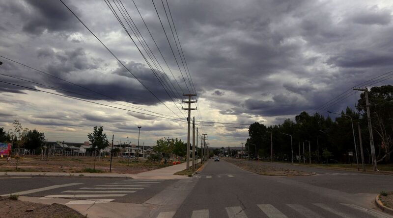 Neuquén: bloqueo atmosférico prolonga días nublados y lluviosos